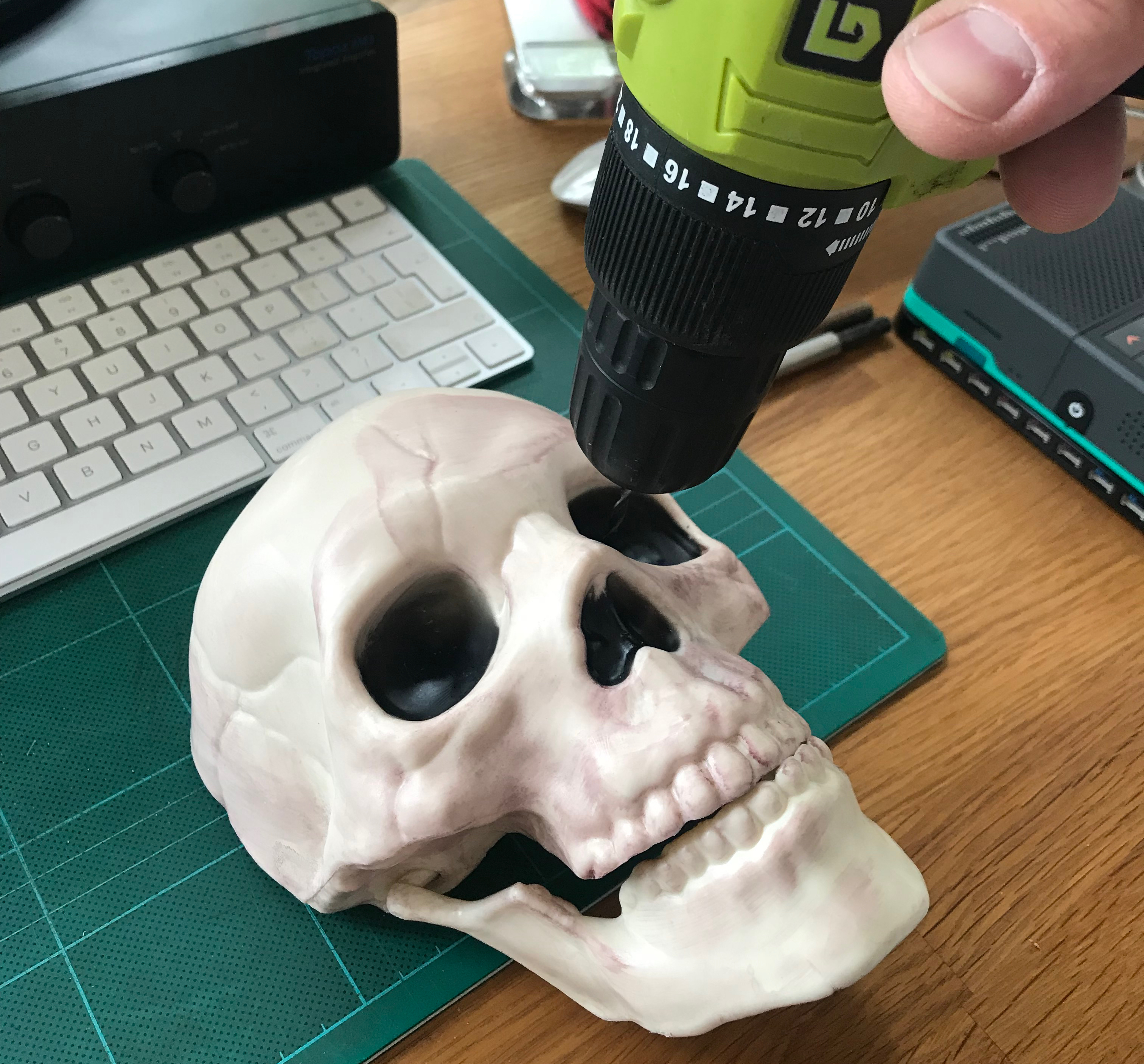 skull-drill-eyes